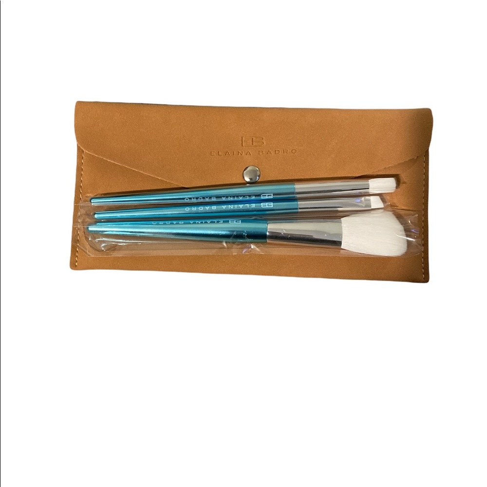 Elaina Badro Makeup Brushes with Pouch